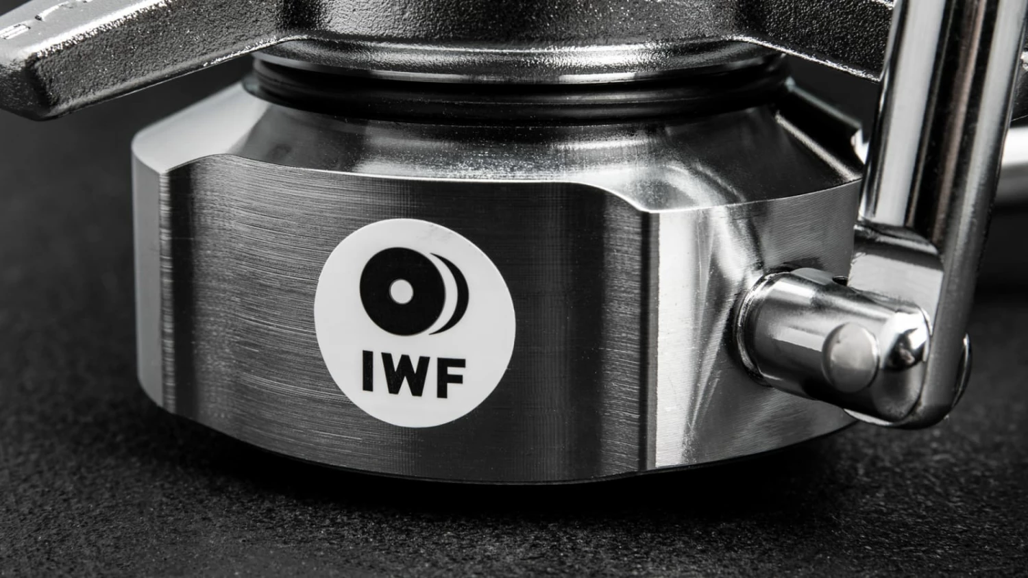 Rogue Fitness Rogue KG Competition Collars - Image 4