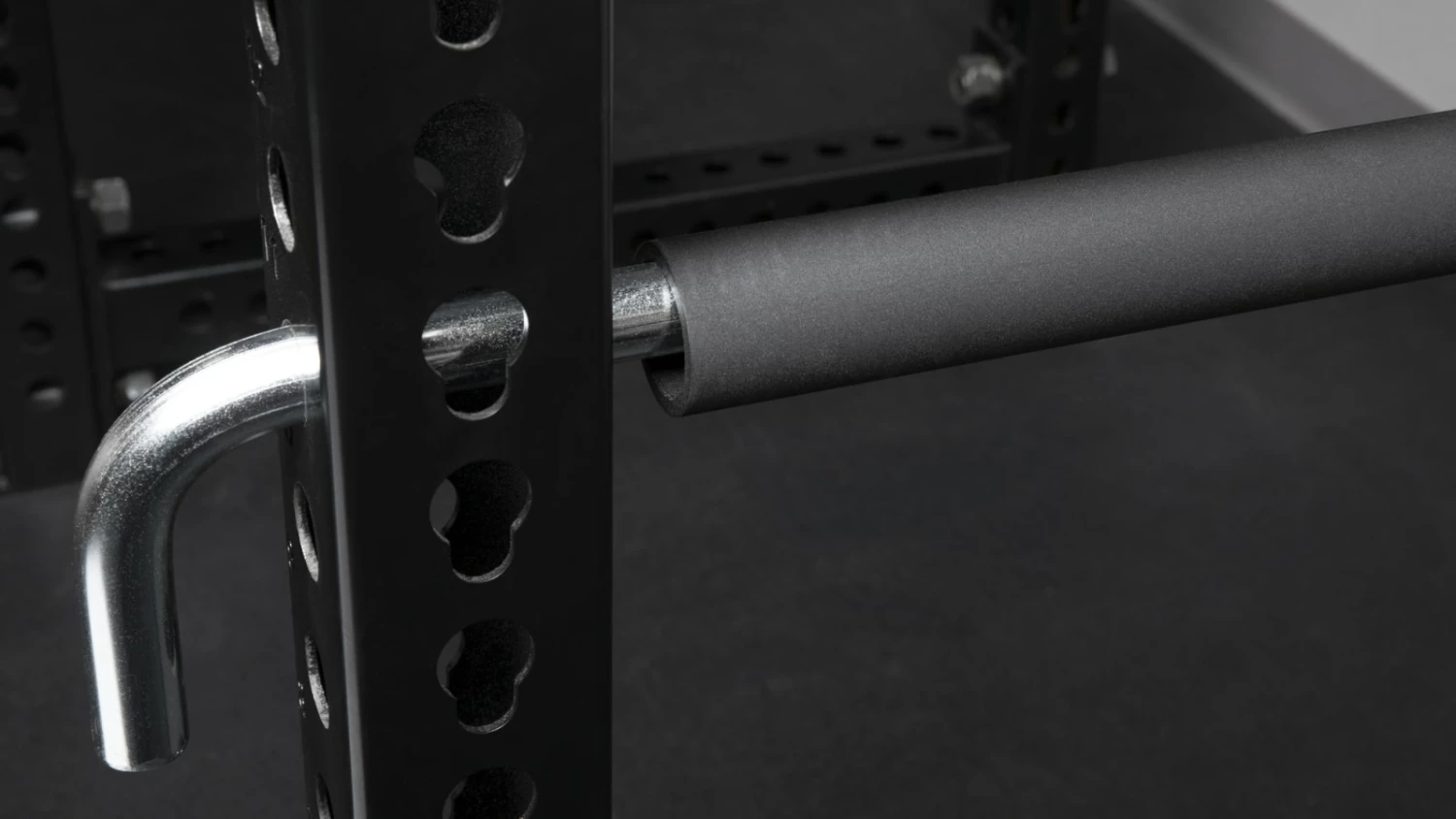 Rogue Fitness Monster Pin And Pipe Safety Sets - Image 3