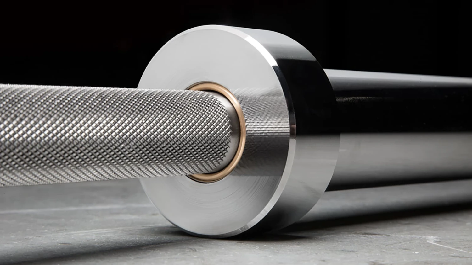 Rogue 45LB Ohio Power Bar - Stainless Steel Rogue Fitness Rogue 45LB Ohio Power Bar - Stainless Steel -Rogue Fitness RA0586 WEB3 ol636n