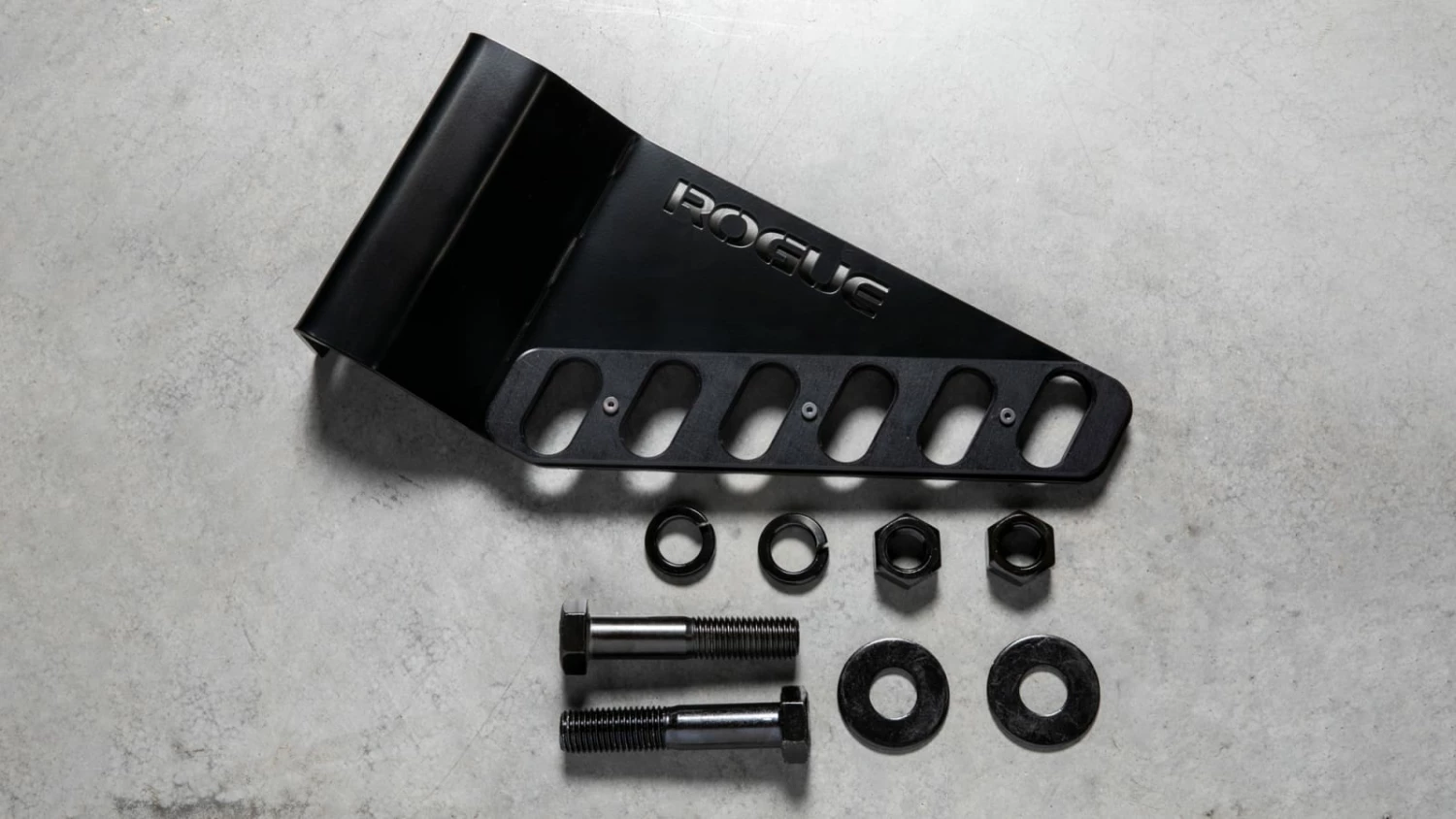 Rogue Fitness Monster Chain Hanger - Image 3