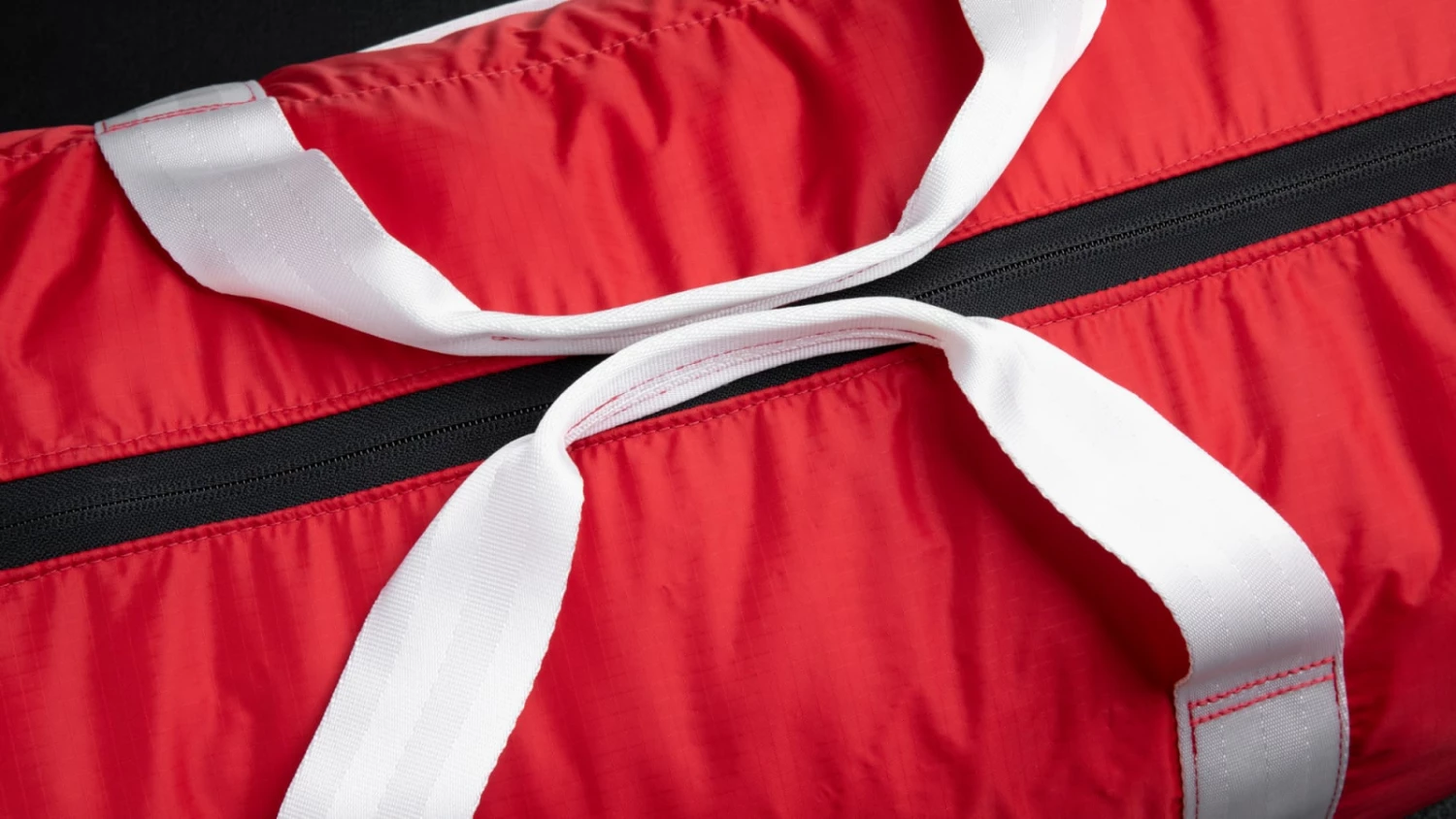 Rogue Fitness Rogue Old School Gym Bag - Image 2